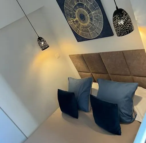 Riviera Sky, Design Centre Croisette *